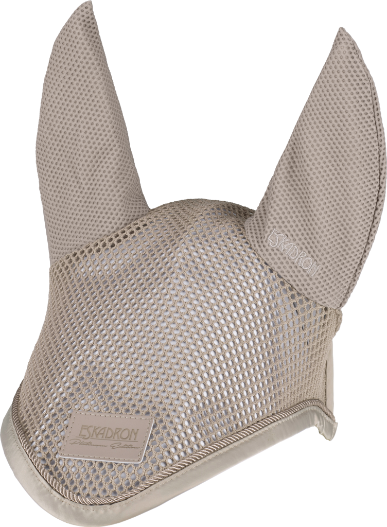 Light Platinum Beanie 2020 - Eskadron