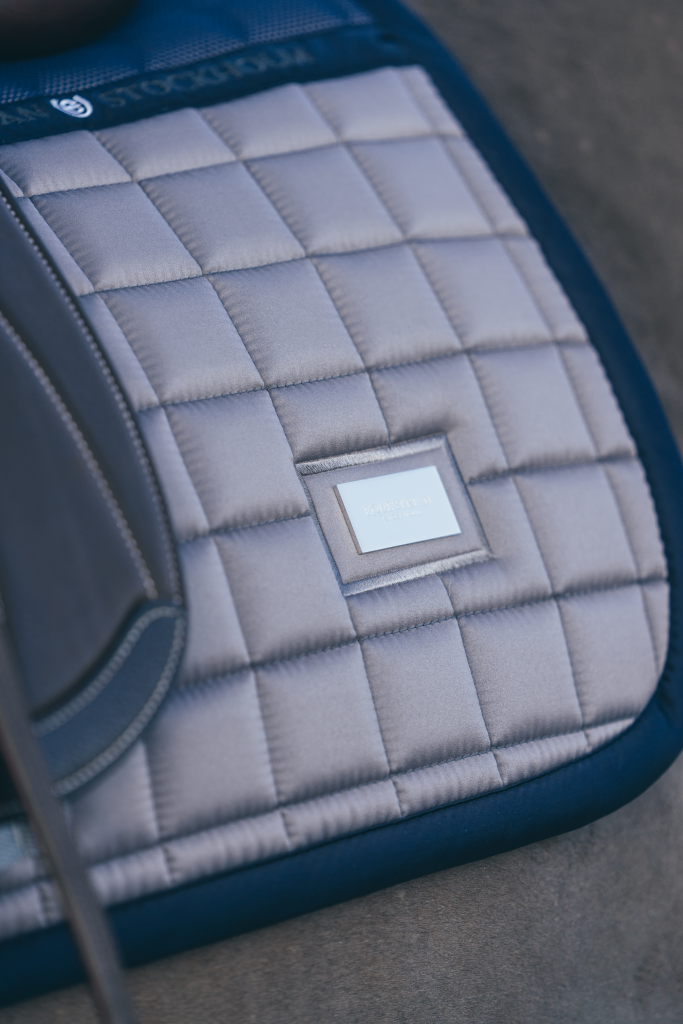 Tapis de selle Sportive Blue Ash - Equestrian Stockholm