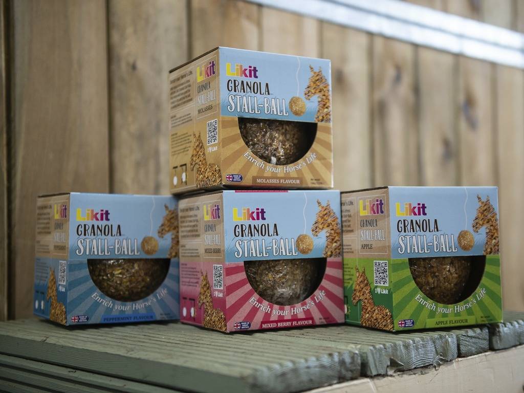 Friandise en balle Stall Ball à accrocher - LIKIT