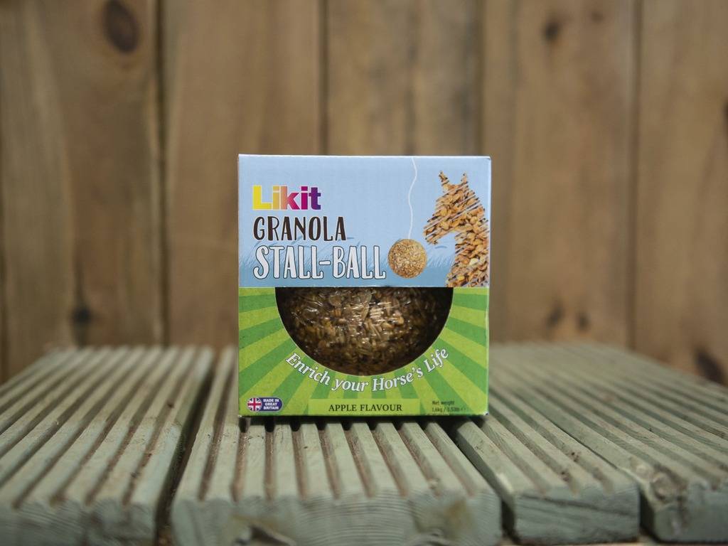 Friandise en balle Stall Ball à accrocher - LIKIT