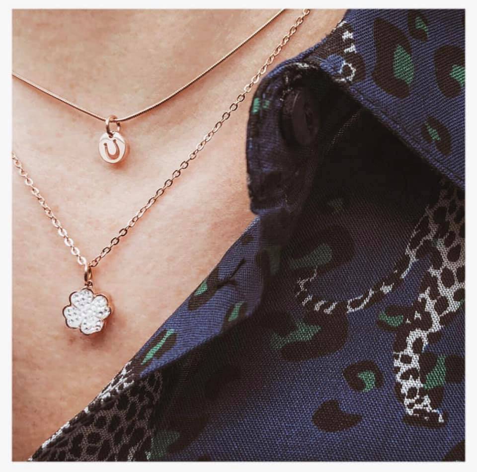 Horseshoe pendant - Ponytail & Co