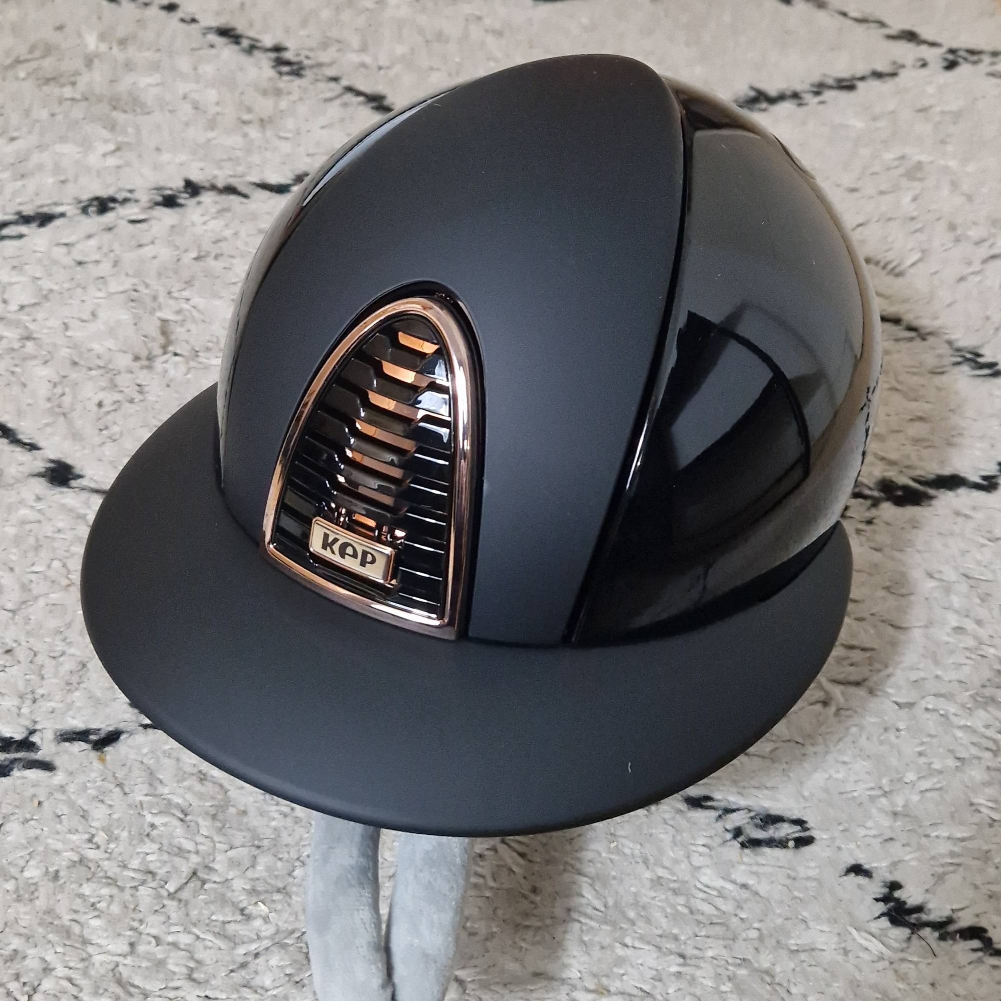 CROMO 2.0 Polish Black Rose Gold POLO visor helmet - KEP