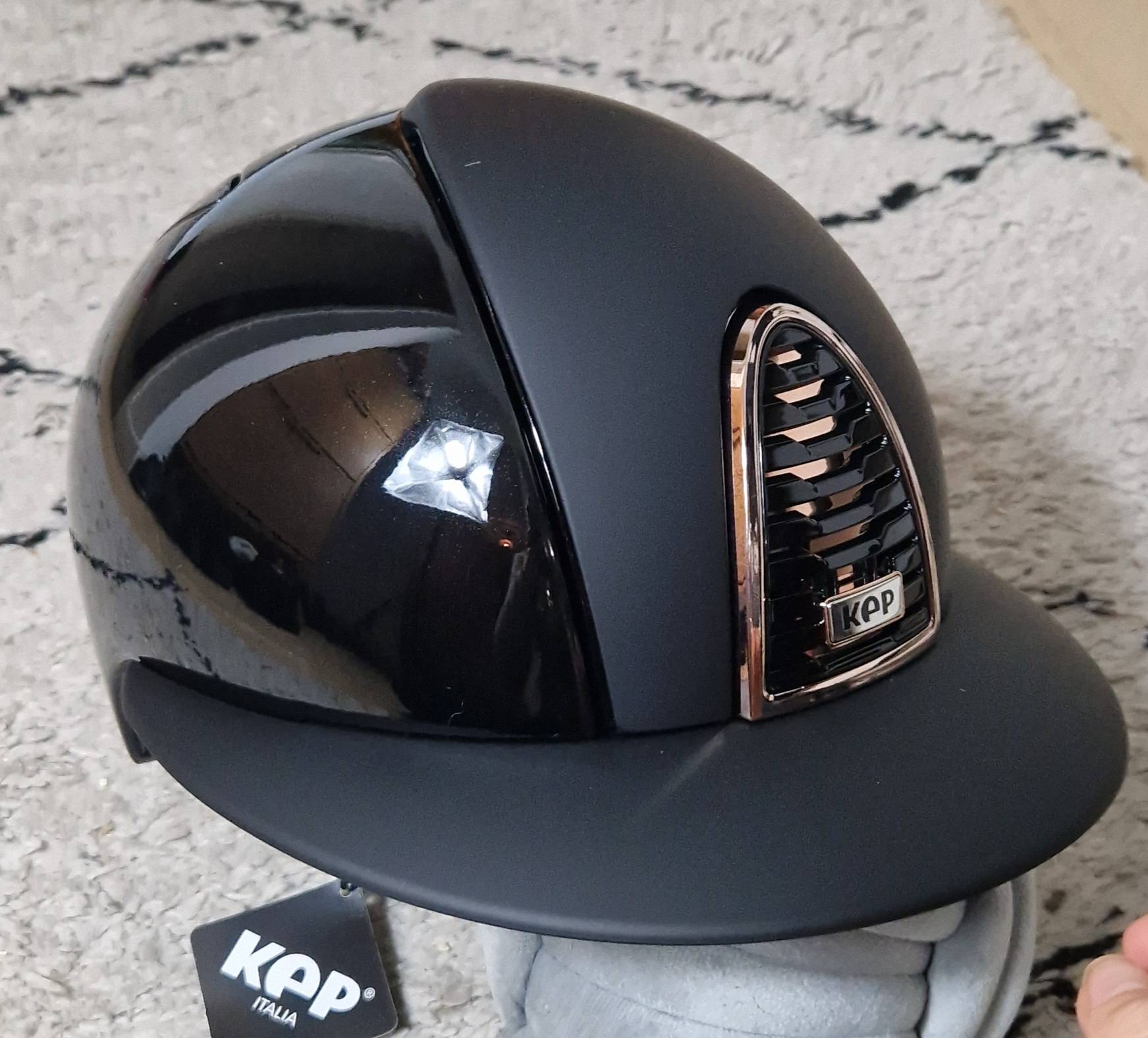 CROMO 2.0 Polish Black Rose Gold POLO visor helmet - KEP