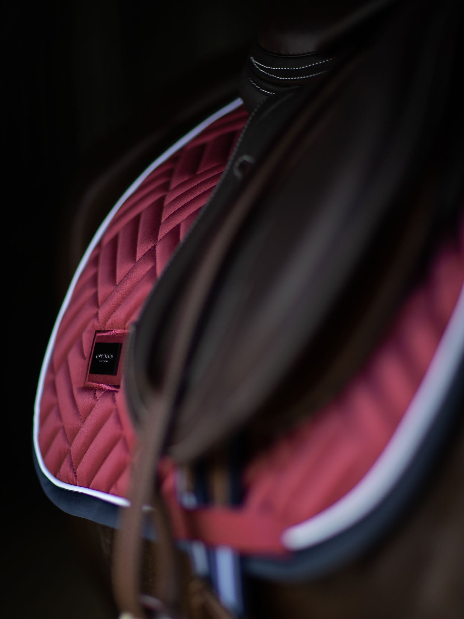 Tapis de selle Modern Luxe MIXTE - Equestrian Stockholm