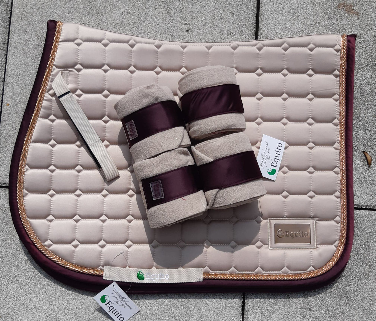 Tapis et bandes EQUITO - Champagne bord prune
