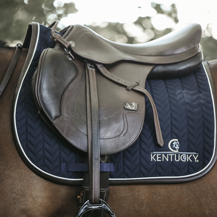 Fishbone Leather Rug - Kentucky