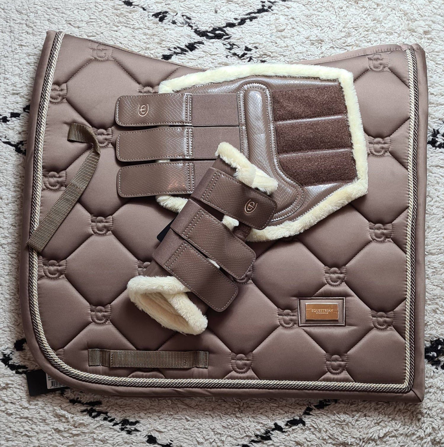 Tapis DRESSAGE et guêtres Equestrian Stockholm - Champagne
