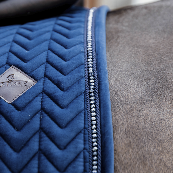 Tapis Velvet Pearl Marine DRESSAGE - KENTUCKY