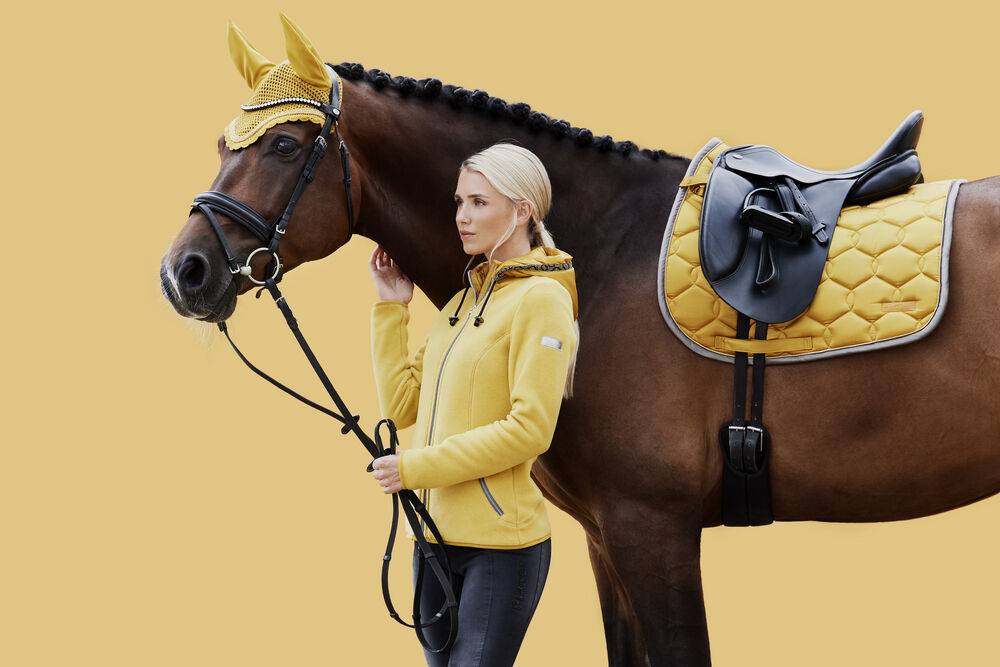 Satin Contrast Classic Sport H/W21 Rug - Eskadron