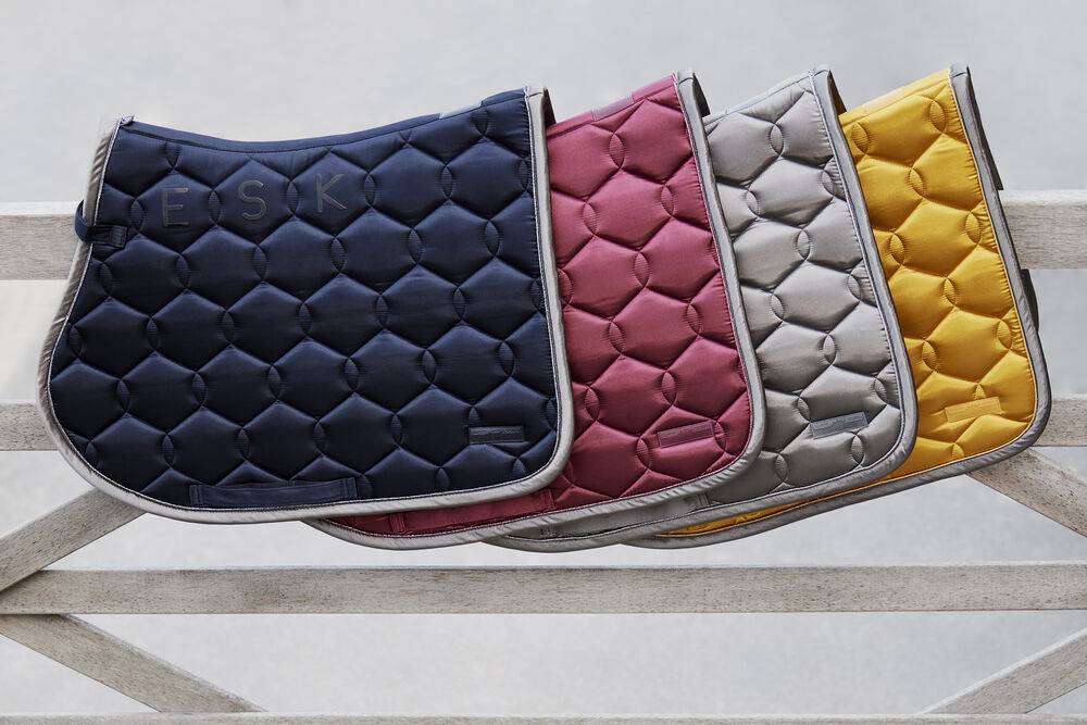 Satin Contrast Classic Sport H/W21 Rug - Eskadron