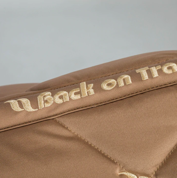 Tapis de selle NIGHT - Back On Track