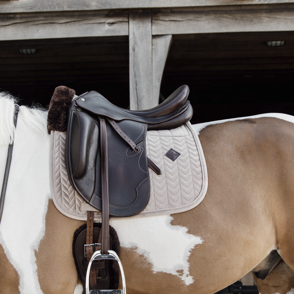Skin-Friendly Velvet Saddle Pad - Kentucky