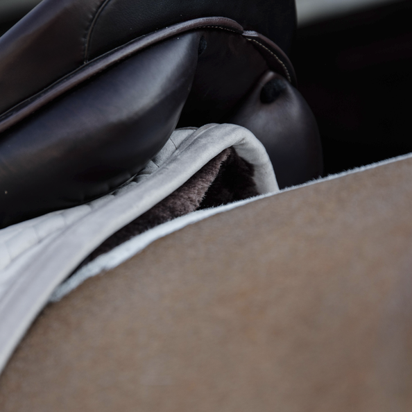 Skin-Friendly Velvet Saddle Pad - Kentucky