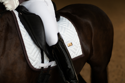 Tapis de selle Modern White Moonless Night DRESSAGE - Equestrian Stockholm