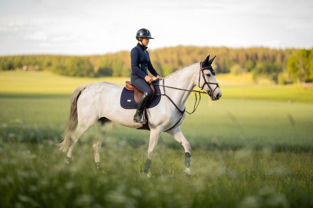 Tapis de selle Modern Lagoon Blush - Equestrian Stockholm