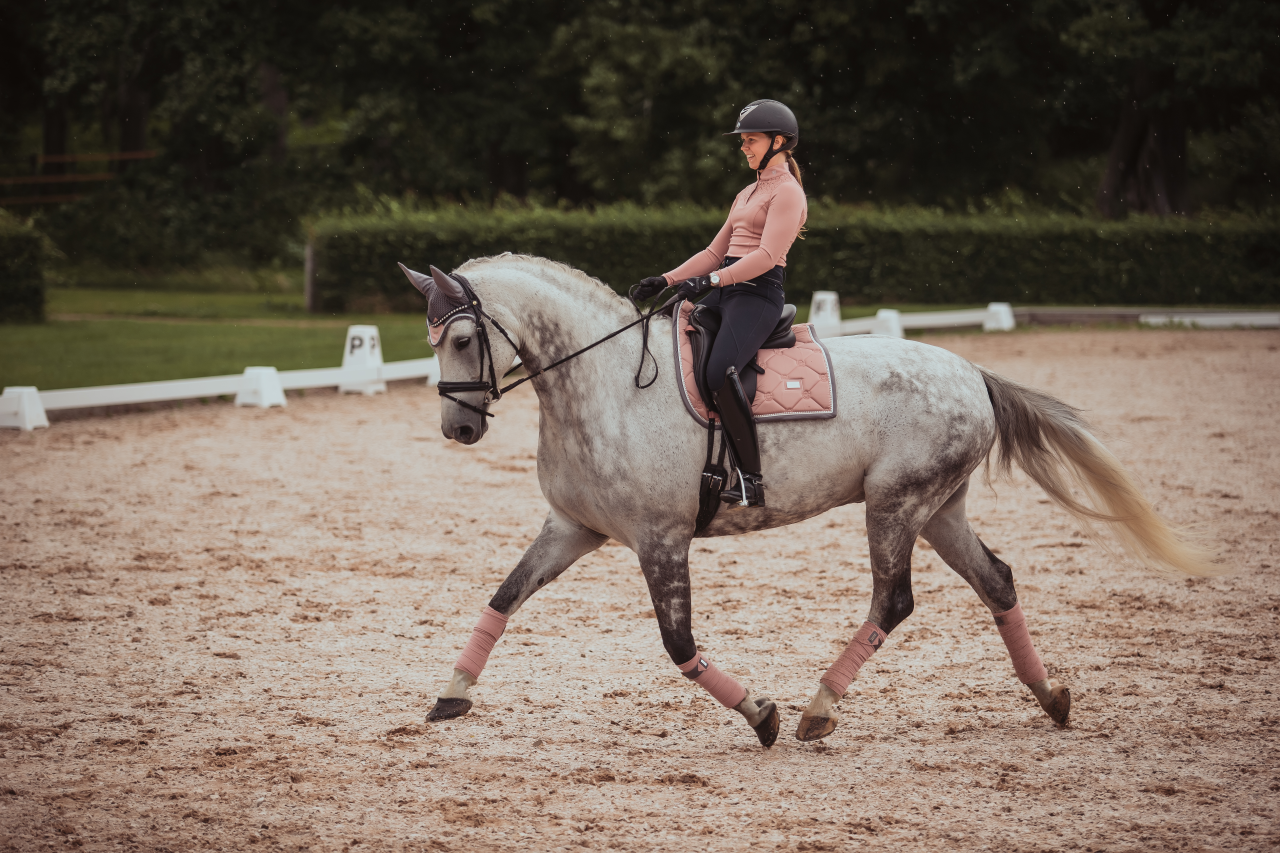 Tapis de selle PINK PEARL DRESSAGE - Equestrian Stockholm