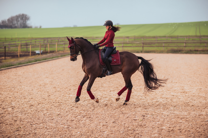Tapis de selle Bordeaux - Equestrian Stockholm