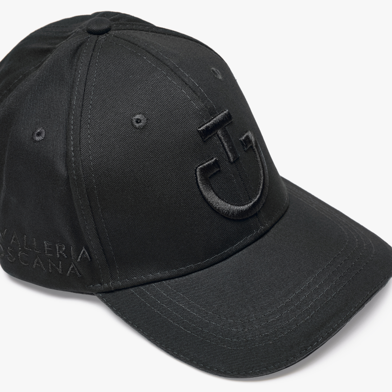 Black embroidered cap - Cavalleria Toscana