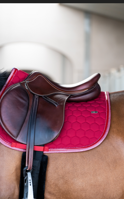 Tapis de selle Atlas Cerise - GEM