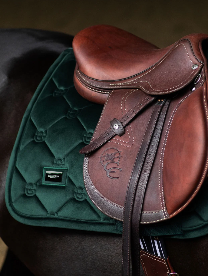 Tapis de selle Velvet Sycamore Green MIXTE – EQUESTRIAN STOCKHOLM