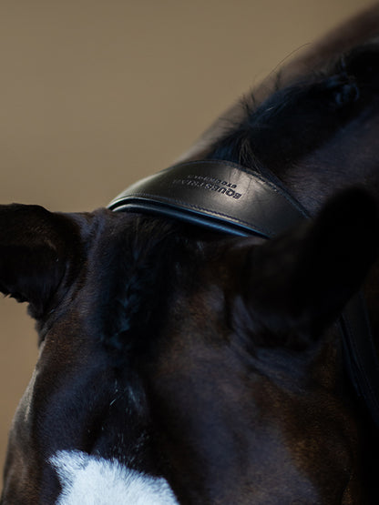 Licol en cuir anatomique Black Edition - EQUESTRIAN STOCKHOLM
