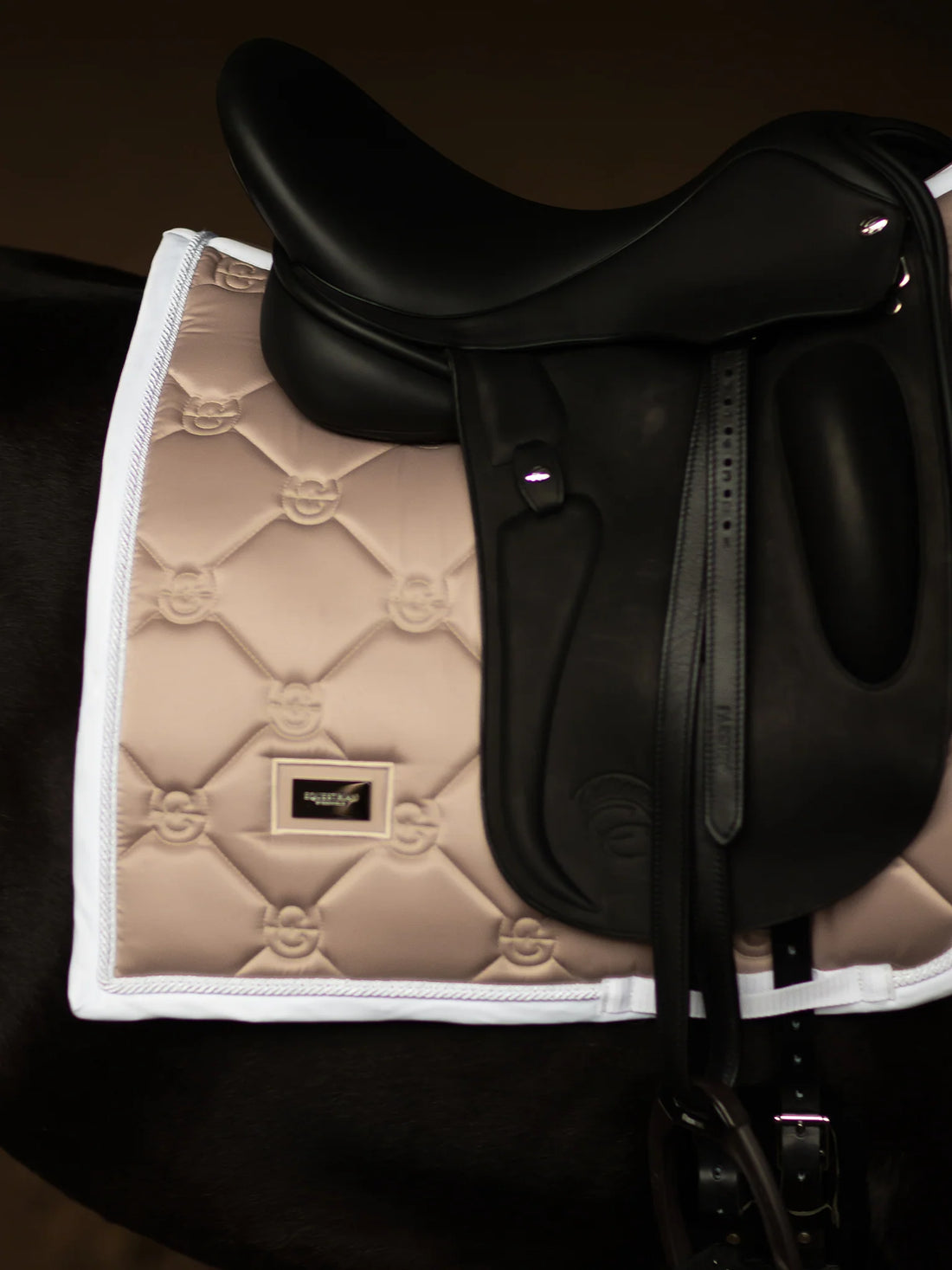 Tapis de selle SAND Dressage- Equestrian Stockholm